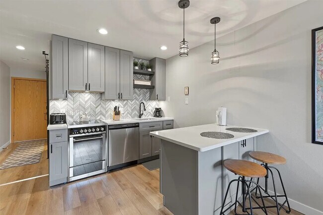 Foto del edificio - 99 Granite St