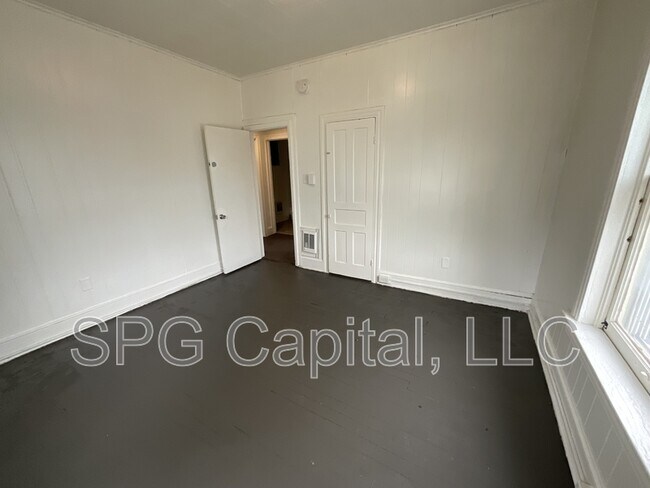 Foto del edificio - 591 McAllister St
