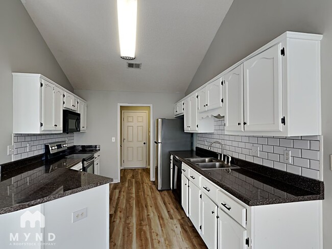 Building Photo - 2706 Dry Well Cove