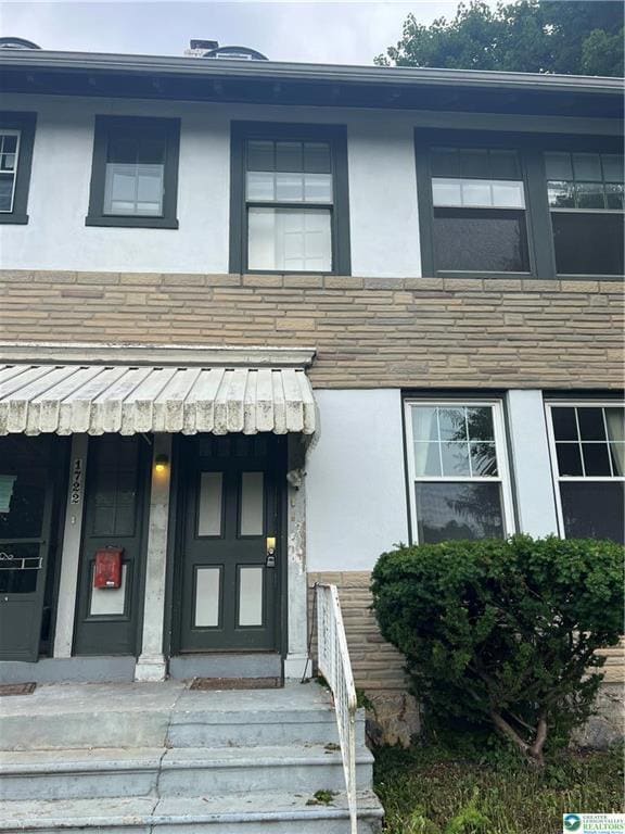 Building Photo - 1722 W Market St