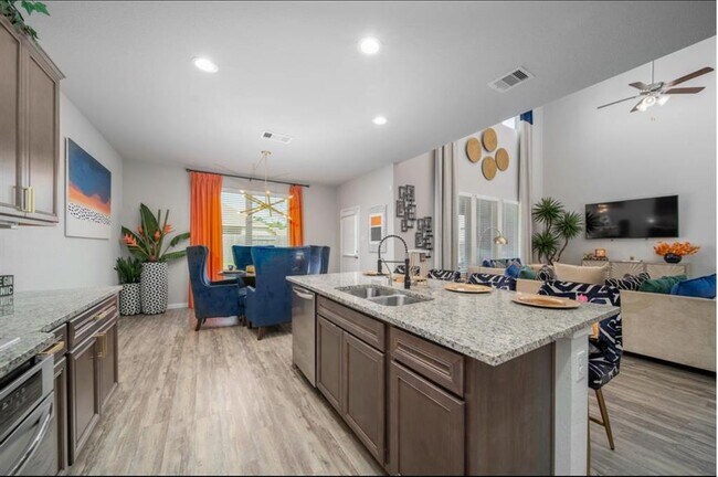 Building Photo - 15323 Aboyne Ln