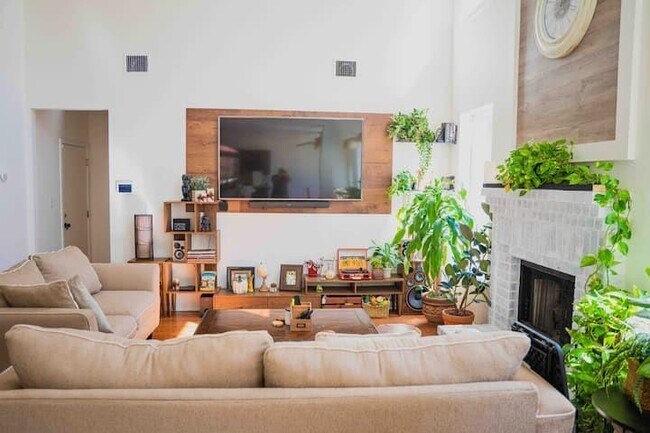 Foto del edificio - 1202 Boerne Dr