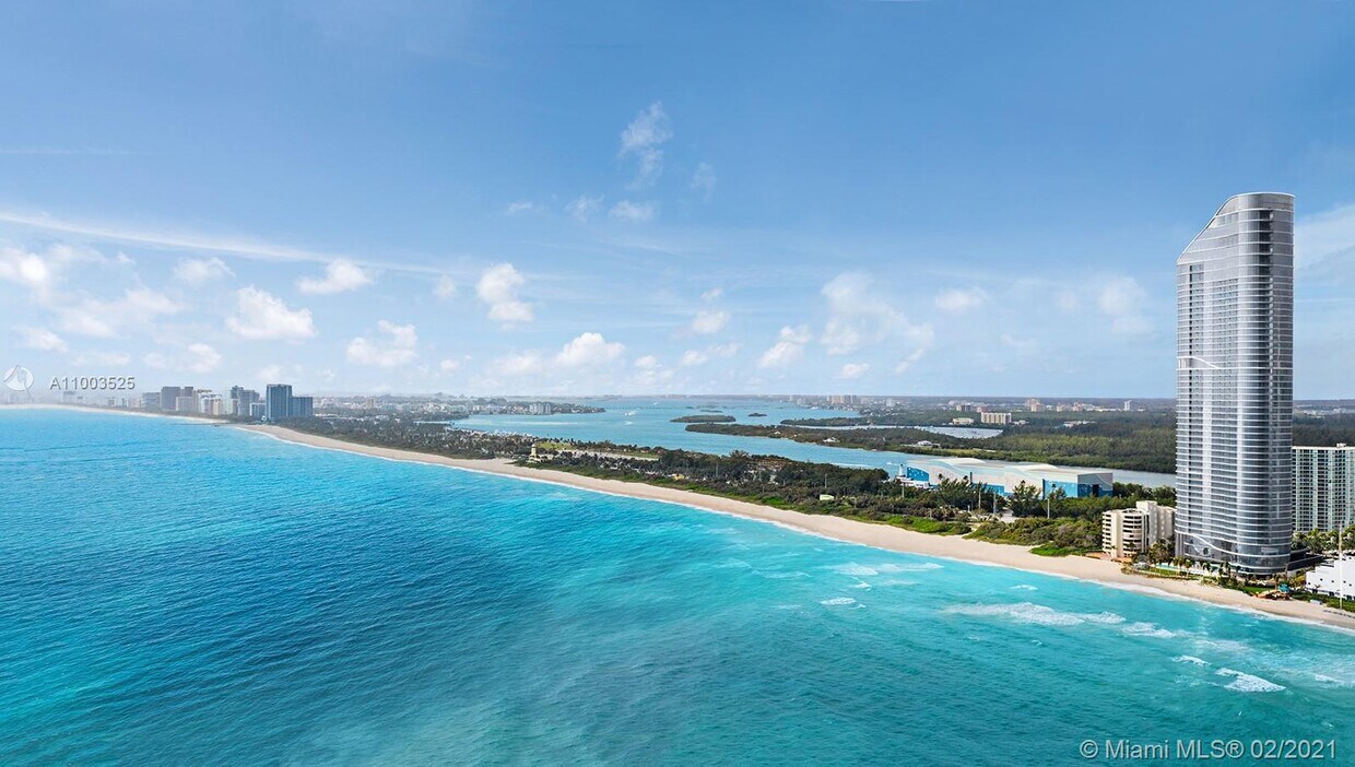 Primary Photo - 15701 Collins Ave