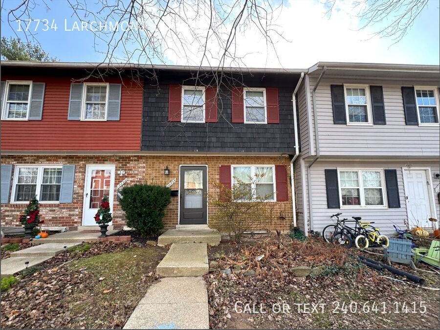 Photo - 17734 Larchmont Terrace-