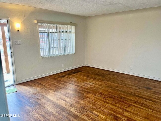 Building Photo - 7713 Veracruz Ave