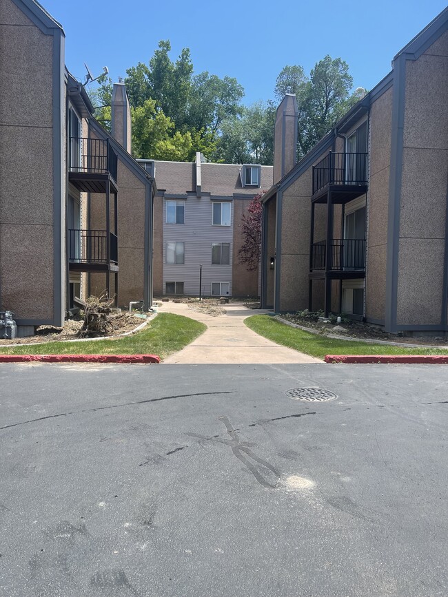 Entrance - 167 E 100 N