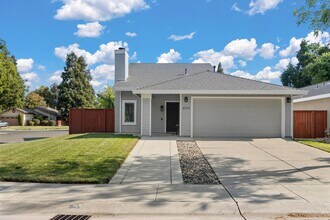Building Photo - 420 Seagull Way