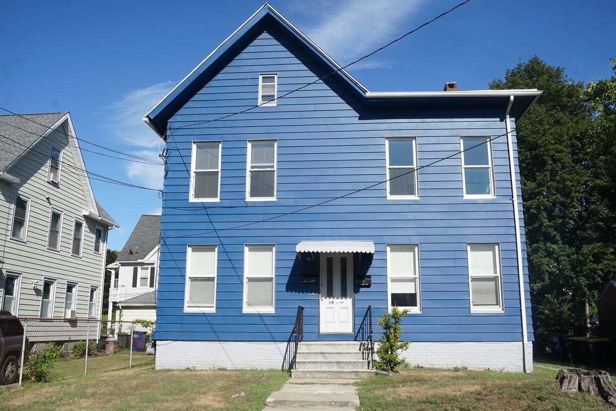 Primary Photo - 14 Holbrook St