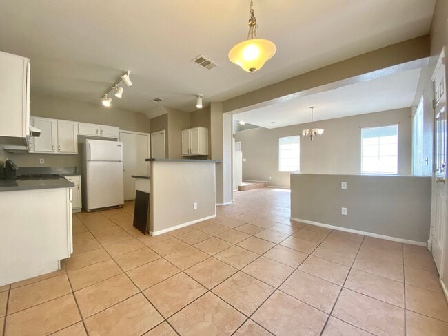 Building Photo - 2608 Commitment Ct
