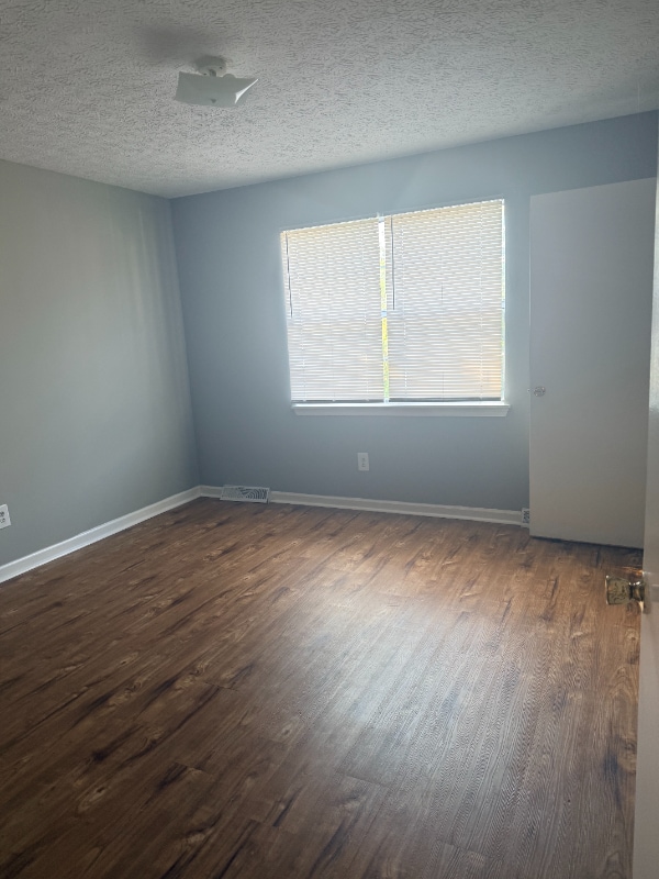 Building Photo - 24 Duiguid Dr