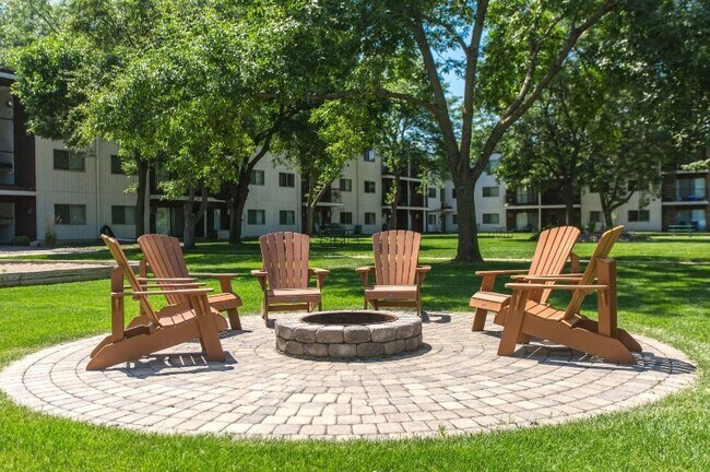 Brasero - Eastgate Apartments
