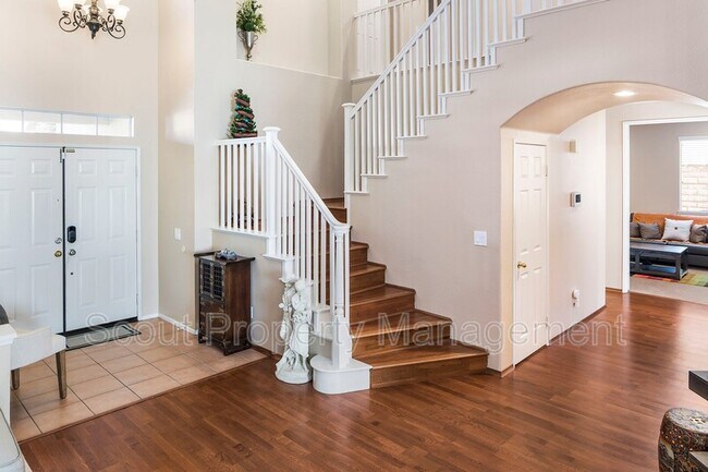 Building Photo - 32809 Hupa Dr