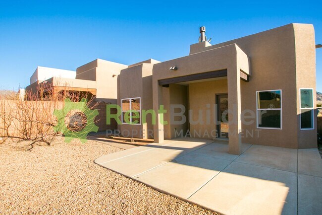 Foto del edificio - CALL US TODAY AT (505) 808-6467 TO SCHEDUL...