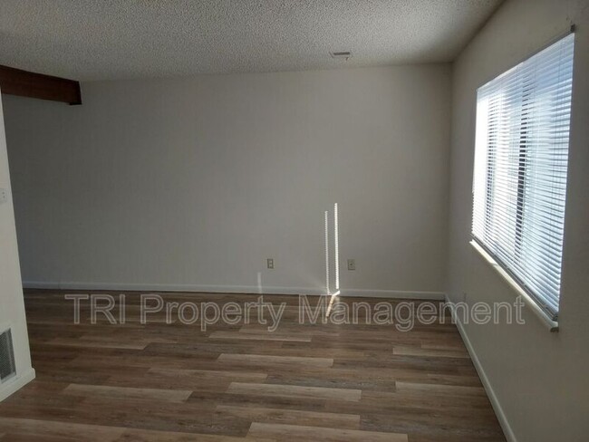 Foto del edificio - 2503 27th St