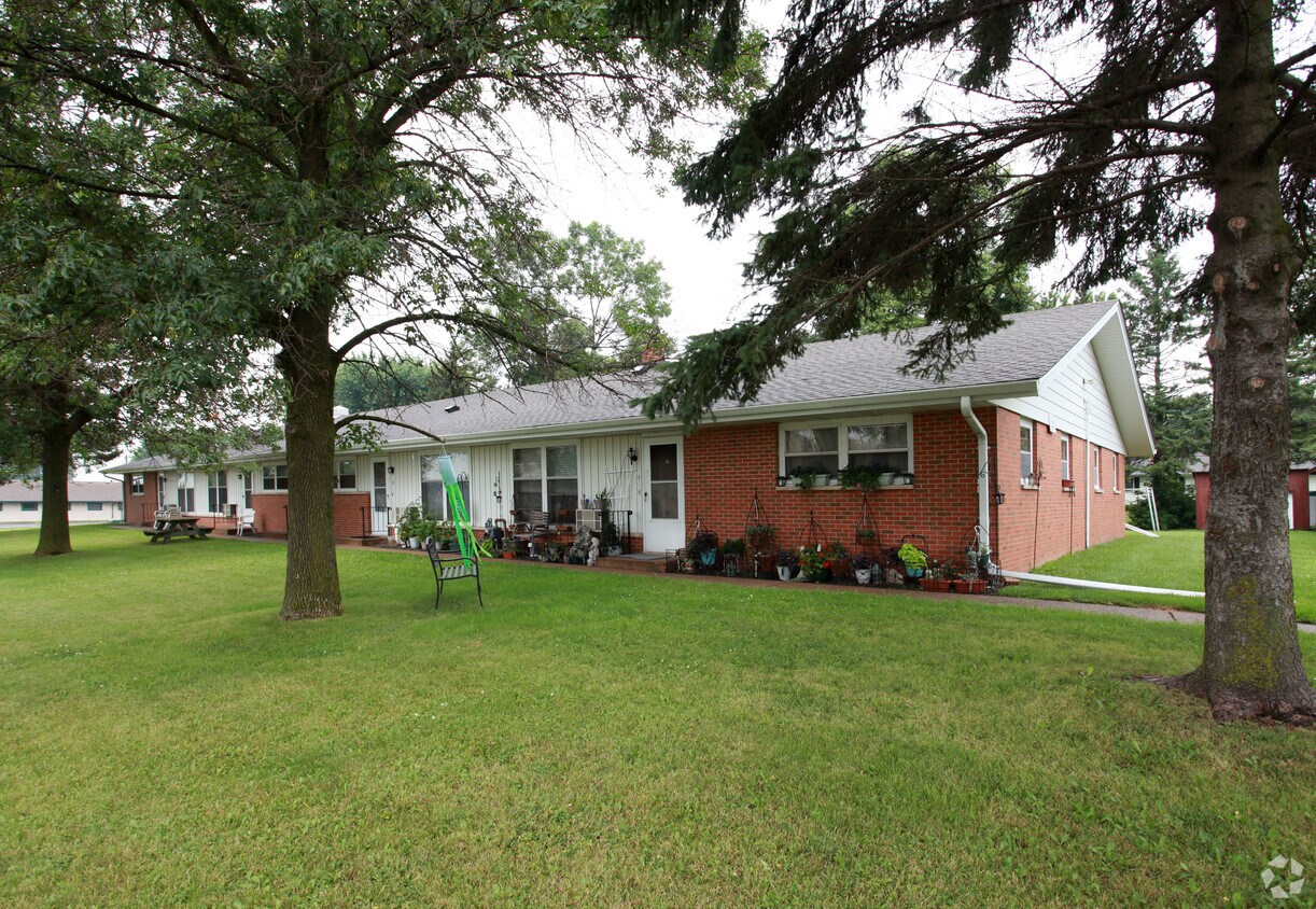 Primary Photo - 850 Locust St