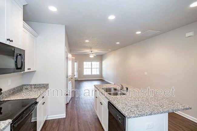 Building Photo - 303 Joiner Cir