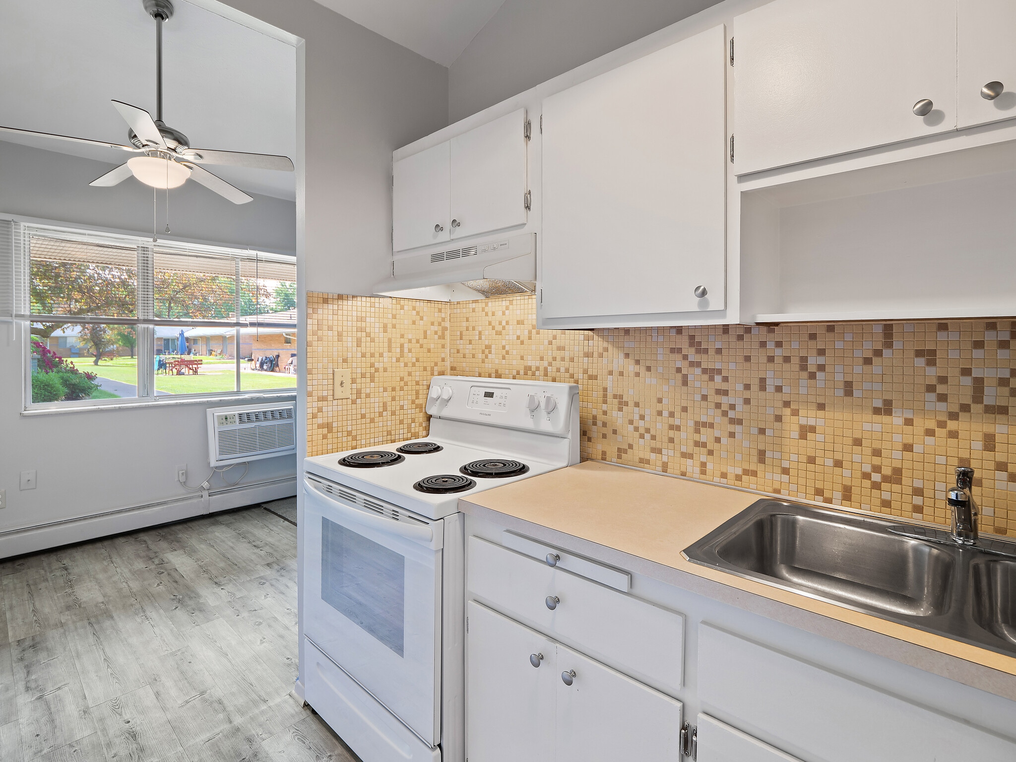 Cody Park Apartments – photo 1 of 19