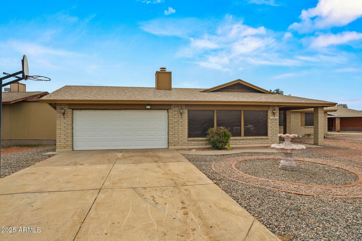 Foto principal - 18443 N 3rd Ave