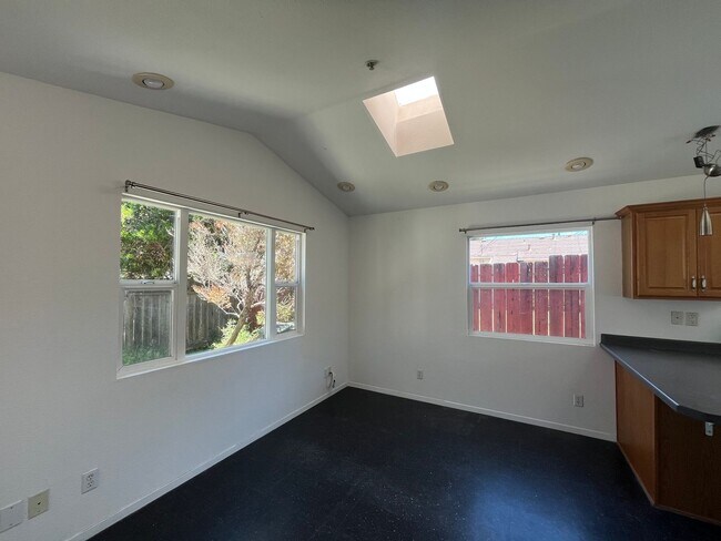 Foto del edificio - High St. - 269-273 High St. San Luis Obisp...