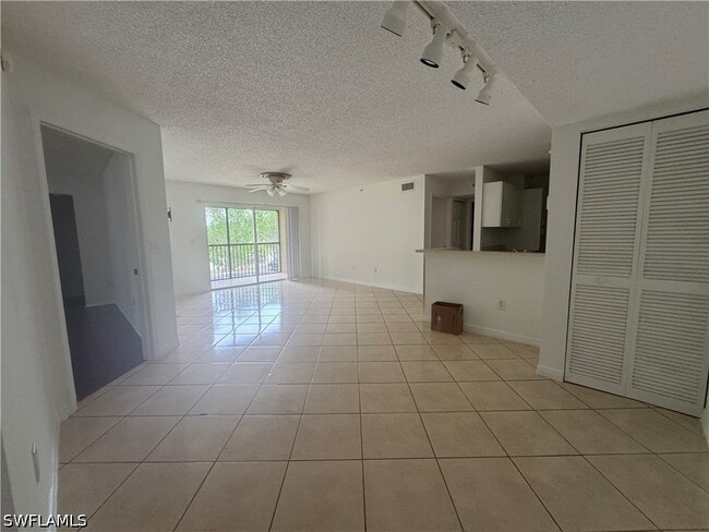 Building Photo - 8930 Colonnades Ct E