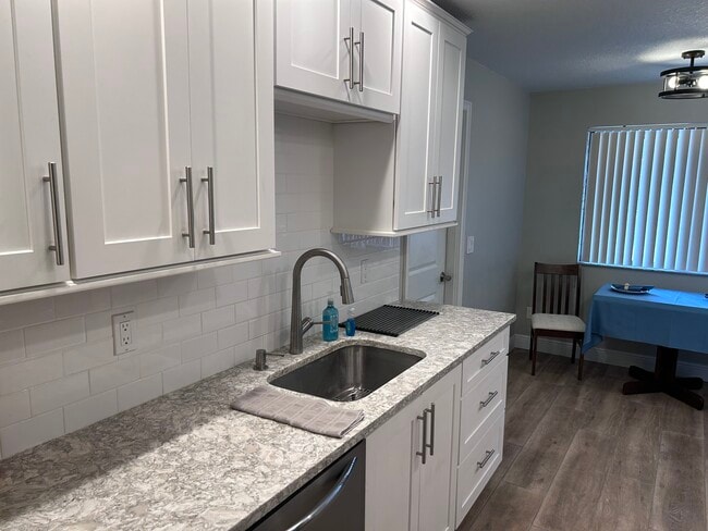 Kitchen - 8559 Pomelo Tree Ln