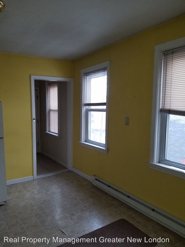 Building Photo - 1 br, 1 bath Apartment - 49 High St