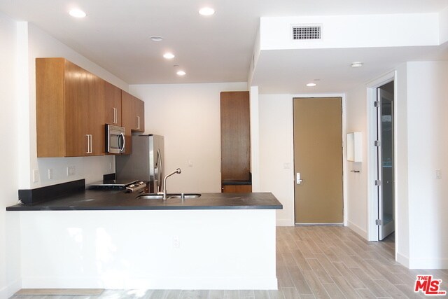 Foto del edificio - 6001 Carlton Way