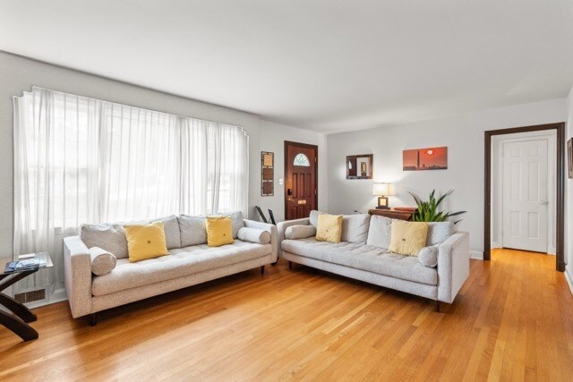 Foto del edificio - 2913 Old Dominion Blvd