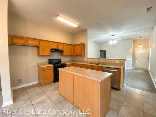 Building Photo - 3 br, 2 bath House - 7095 Parkbrook