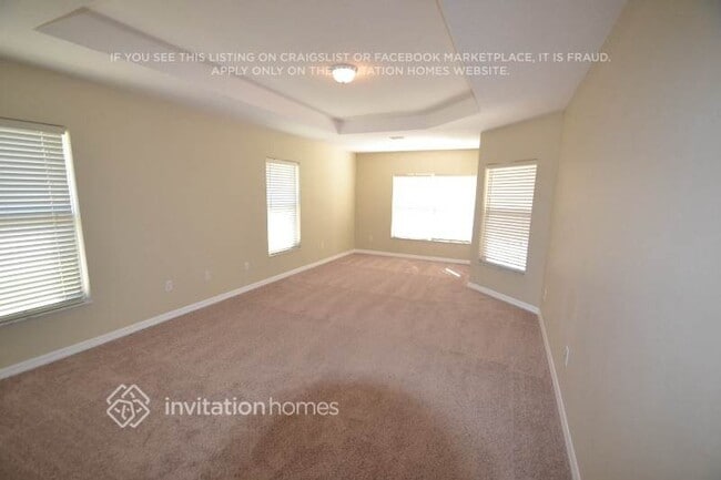 Building Photo - 1720 Creekwater Blvd