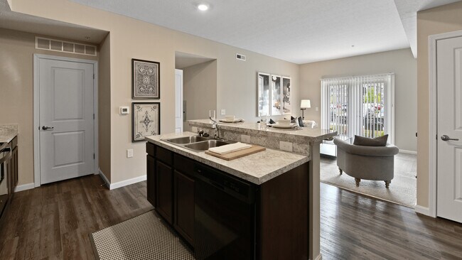 Foto del edificio - Winchester Reserve Apartments