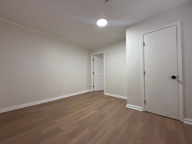 Foto del edificio - FOR RENT – NEWLY REMODELED