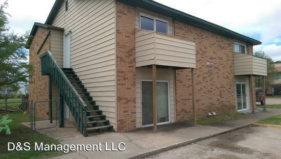 Primary Photo - 1410 Glen Oaks Ct