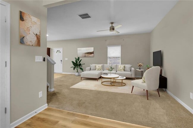 Building Photo - 749 Scotland Dr