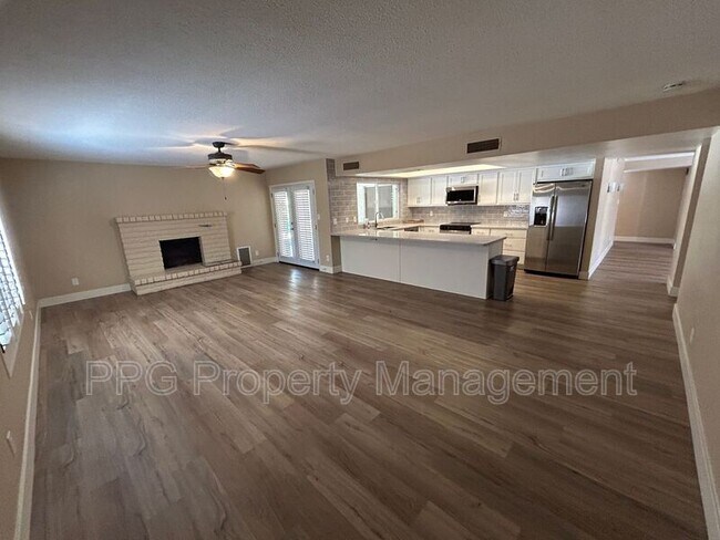 Foto del edificio - 7848 E Vía Sonrisa