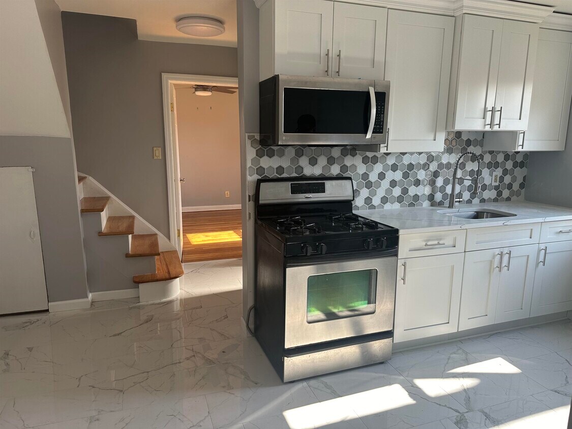 Foto principal - 6 Kelly Pkwy