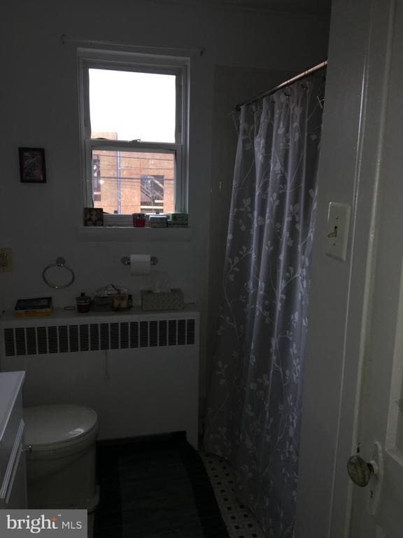 Building Photo - 1245 W 37th St