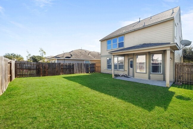 Building Photo - 26122 Parkman Grove Dr