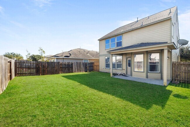 Foto del edificio - 26122 Parkman Grove Dr