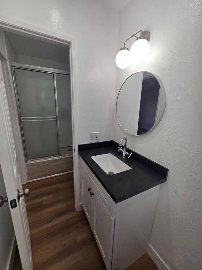 Foto del edificio - 245 E Ave 38