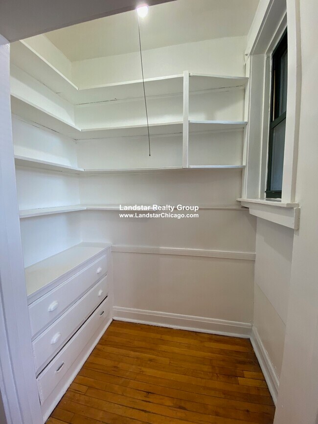 Foto del edificio - 4109 W Melrose St