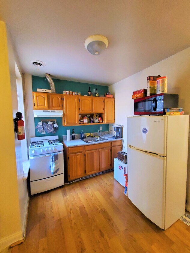 1525 Cecil B Moore Ave Unit 2, Philadelphia, PA 19121 Apartments in