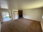 Foto principal - 3875 Court St NE