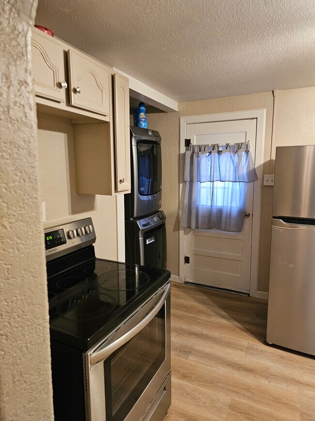 Foto del edificio - 2118 S Prairie Ave