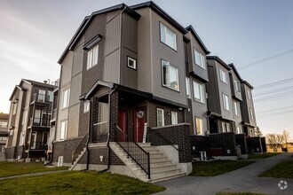 Building Photo - KoL Townhomes