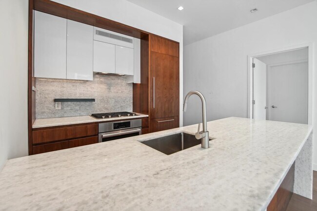 Foto del edificio - 75 Park Ln S