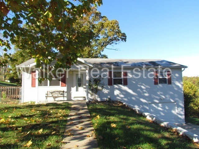 Building Photo - 15110 Transit Rd