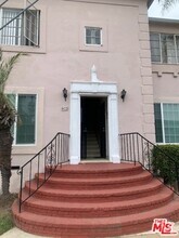 Building Photo - 409 E Regent St