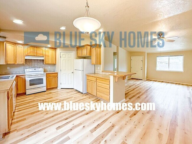 Foto del edificio - 1011 E Victory Rd