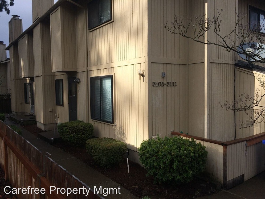 Primary Photo - 5107 SW 62nd Ave